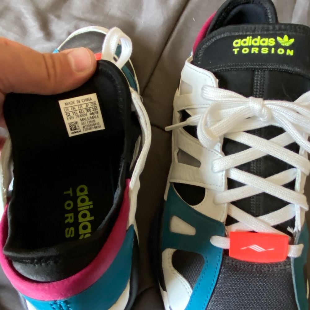 adidas originals dimension lo